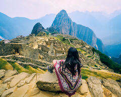 Excursionistas en Machu Picchu